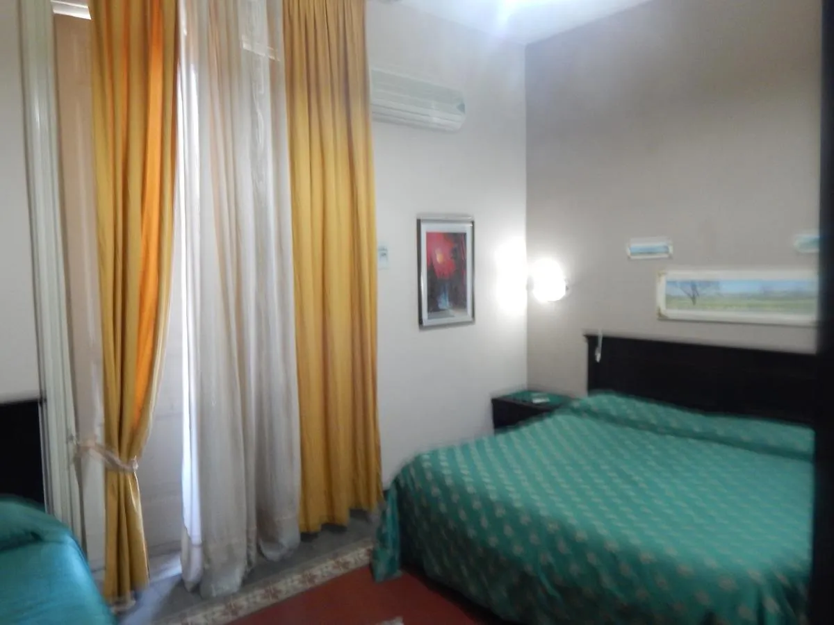 Rooms XX Settembre Aeroporto di Catania Fontana Rossa Affittacamere