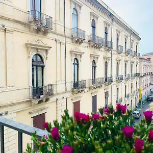 Alojamento de Acomodação e Pequeno-almoço Dimora Lupo_lifestyle, Catânia